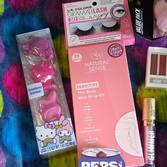 18 ITEM BUNDLE COMPLETE WITH PROFESSIONAL HAIR TRIMMER.LOTS MORE!!! - Picture 2 of 8